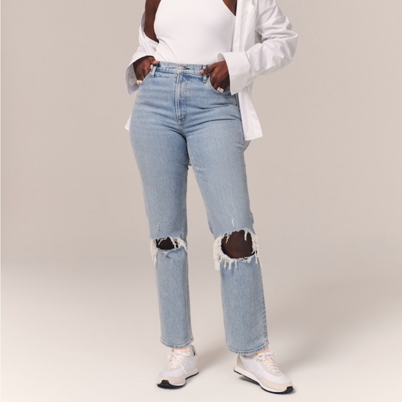 Abercrombie & Fitch Denim - Abercrombie Curve Love Ultra High Rise 90s Straight Jean